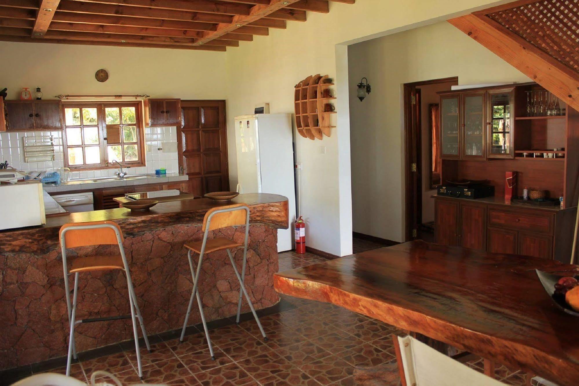 Kaz Ladouceur Bed & Breakfast La Digue Exterior photo